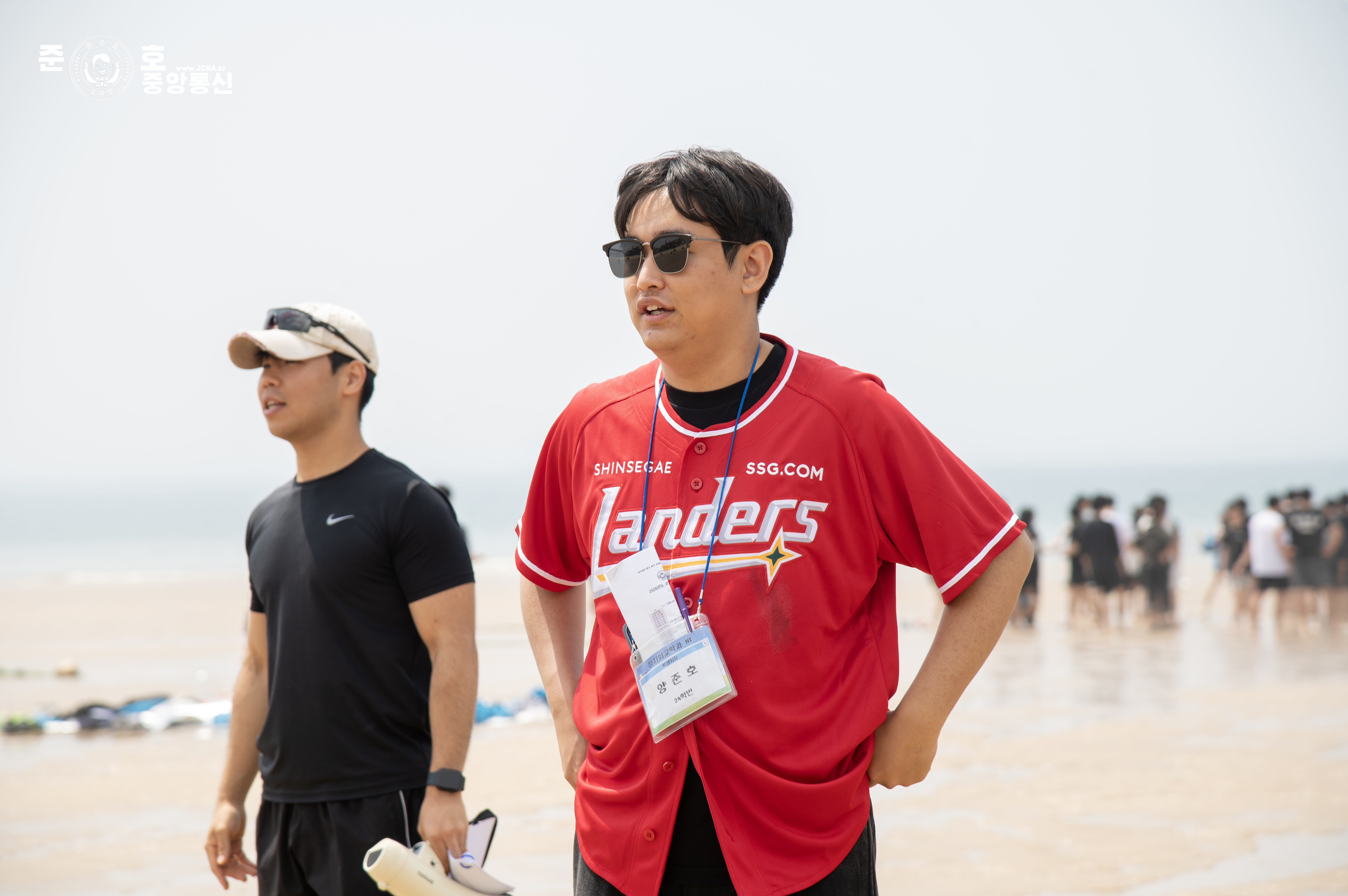 관련 사진 24